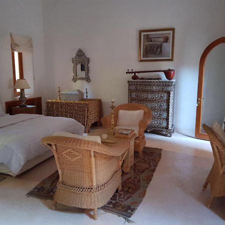Palais Claudio Bravo Hotel Taroudant Exterior photo
